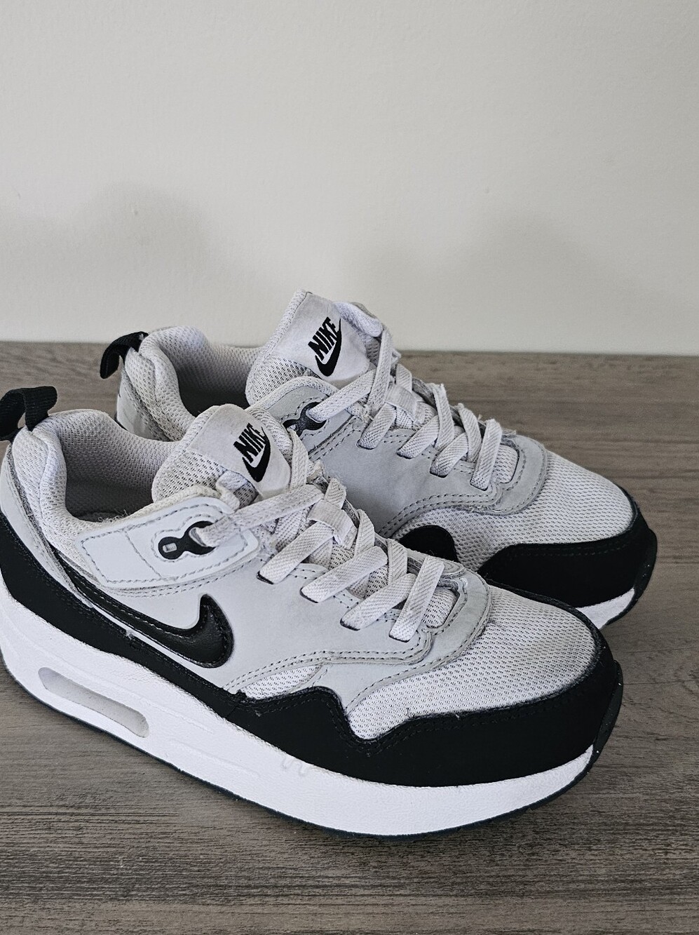 Nike Air Max 1 EasyOn Little Kids Sneakers 12 Black Gray White